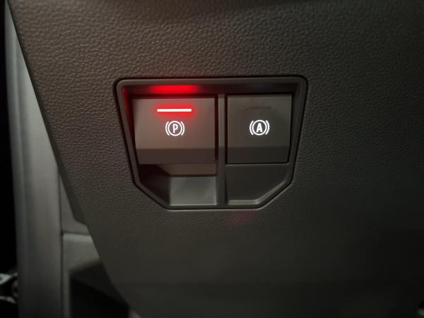 Renault Megane E-Tech Megane E-TECH EQUILIBRE EV40 130HP CCS Renault Megane E-Tech Megane E-TECH EQUILIBRE EV40 130HP CCS