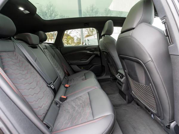 Audi A6 e-tron A6 Avant e-tron S line !0,25%! NAVI MATRIX PANO B&O HUD Audi A6 e-tron A6 Avant e-tron S line !0,25%! NAVI MATRIX PANO B&O HUD