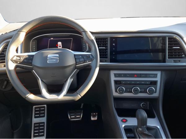 Seat Ateca FR 2.0 TDI DSG AHK Pano Standheizung Leder // SOFORT VERFÜGBAR!!