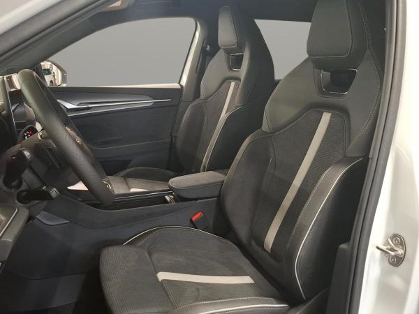 Skoda Kodiaq 2.0 TDI 4x4 Sportline Standhzg AHK HUD Fahrassist+