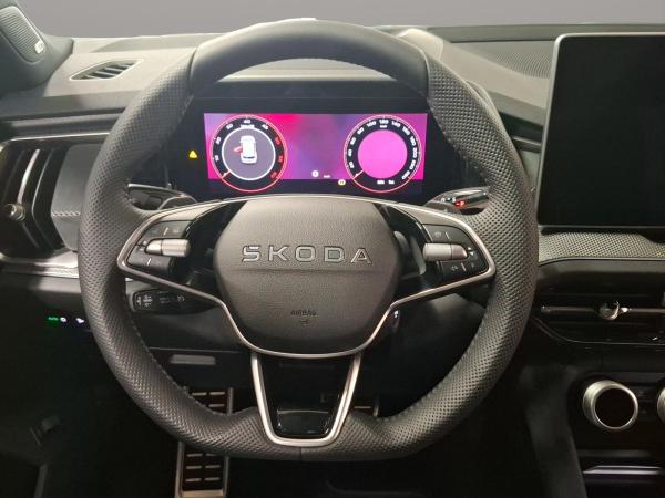 Skoda Kodiaq 2.0 TDI 4x4 Sportline Standhzg AHK HUD Fahrassist+
