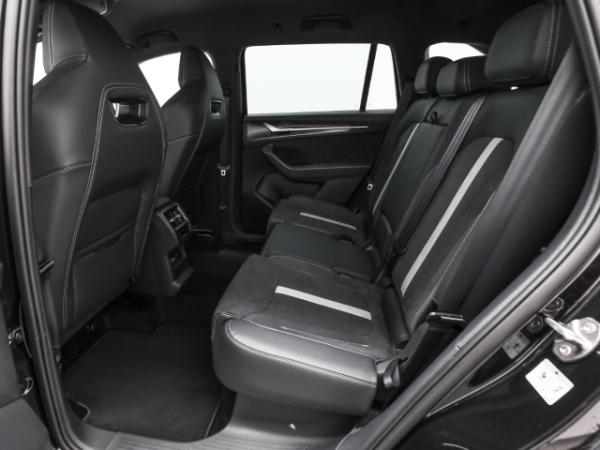 Skoda Kodiaq 2.0 TDI DSG 4x4 Sportline AHK Navi Kamera Winter