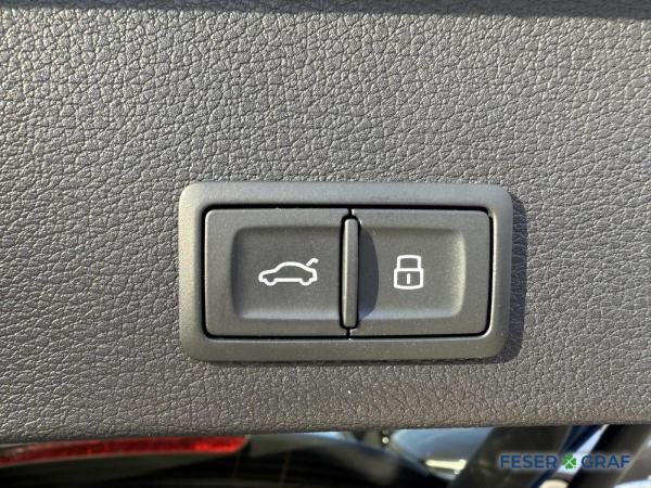 Audi Q2 35 TFSI Matrix/Navi/SHZ/Kamera/AHK/ACC