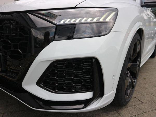 Audi RS Q8 quattro PANO+KERAMIK+AHK+HEADUP+ACC+MATRIX Audi RS Q8 quattro PANO+KERAMIK+AHK+HEADUP+ACC+MATRIX