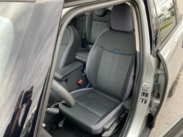 MINI Cooper C 5-Türer Classic Trim Paket S HUD LRH LED