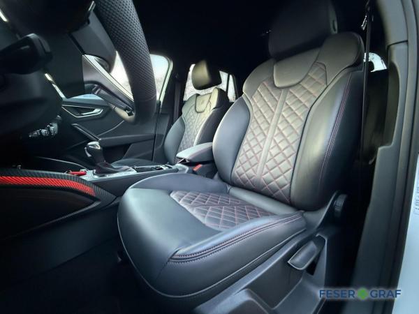 Audi Q2 S line 35 TFSI Navi/SHZ/Kamera/AHK/ACC