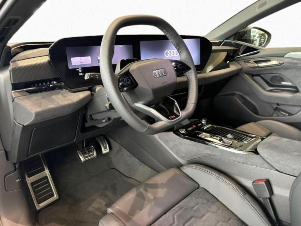 Audi A6 e-tron A6 Avant e-tron S line business perf. *AHK