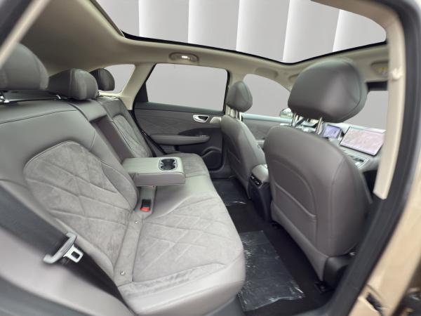 MG S6 EV Luxury  77kw/h Akku, 244PS