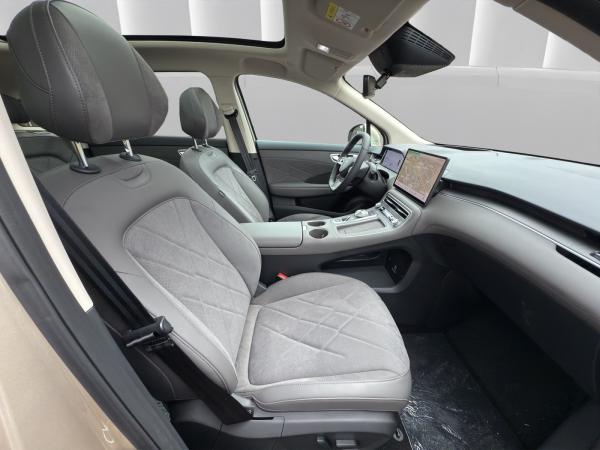 MG S6 EV Luxury ALLRAD 77kw/h Akku, 362PS