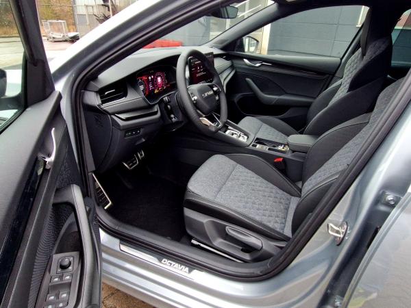 Skoda Octavia Combi 2.0 TDI Sportline 🚀Sofort-Verfügbar🚀 ✨Autohaus-Schandert Top-Deal✨