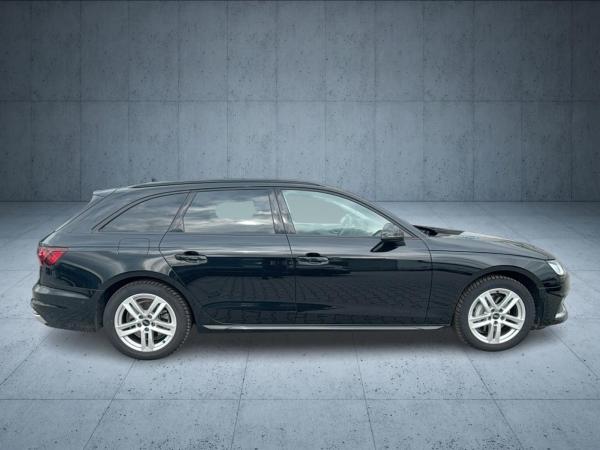 Audi A4 Avant advanced 40 TDI S tr. LED PANO AHK 360