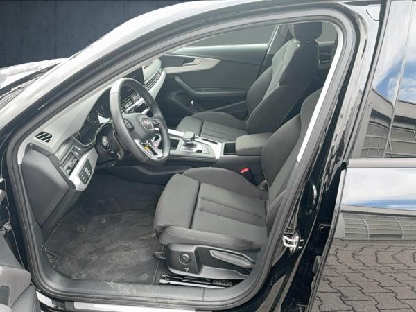 Audi A4 Avant advanced 40 TDI S tr. LED PANO AHK 360