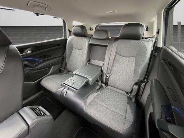 Volkswagen Tayron 7-SITZER, 142 KW, AHK, IQ-DRIVE, 4MOTION, ALLWETTER