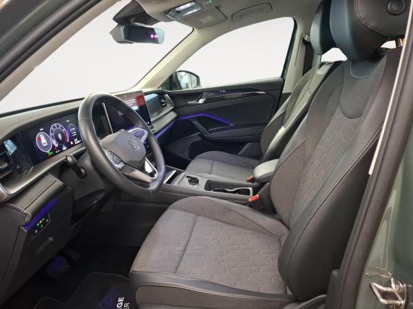 Volkswagen Tayron 1.5 eTSI Life AHK Matrix 360° 7-Sitzer