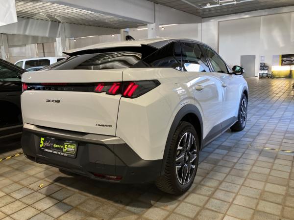 Peugeot 3008 1.2 WirelessCharging,Navi,Sitzheizung