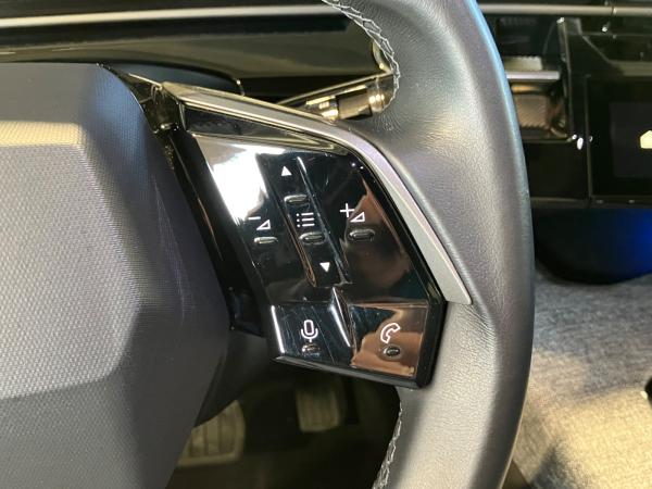 Peugeot 3008 1.2 WirelessCharging,Navi,Sitzheizung