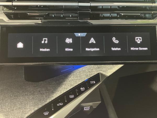 Peugeot 3008 1.2 WirelessCharging,Navi,Sitzheizung