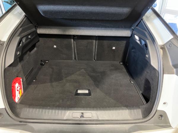 Peugeot 3008 1.2 WirelessCharging,Navi,Sitzheizung