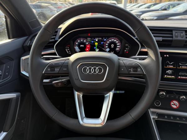 Audi Q3 advanced 35TFSI SHZ/Kamera/CarPlay/Memory/Nav