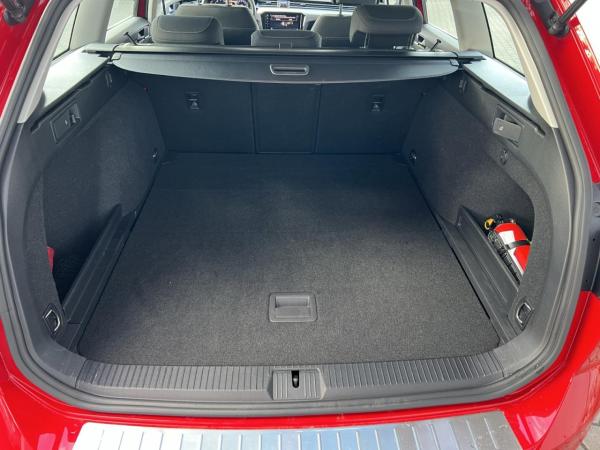 Volkswagen Passat Variant 2.0 TDI ACC+SHZ+PDC+RFK+KLIMA+LED
