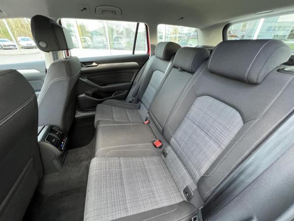 Volkswagen Passat Variant 2.0 TDI ACC+SHZ+PDC+RFK+KLIMA+LED