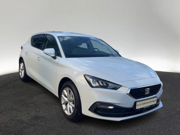 Seat Leon 1.5 eTSI Road Edition DSG Kamera Sitzhzg LED