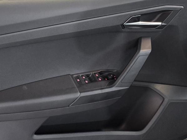 Seat Arona 1.0 TSI Style Navi CarPlay Keyless PDC