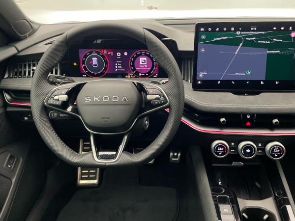 Skoda Superb Combi Sportline 2.0 TDI 150 PS DSG *SOFORT VERFÜGBAR* Skoda Superb Combi Sportline 2.0 TDI 150 PS DSG *SOFORT VERFÜGBAR*