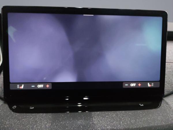 Skoda Octavia Combi Balance 2.0 TDI DSG AHK NAVI LED