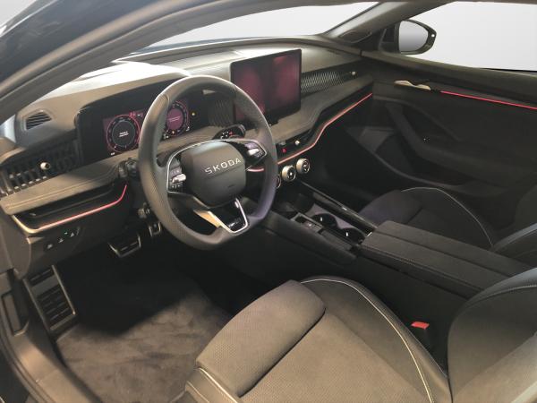 Skoda Superb Combi 2.0 TDI DSG Sportline