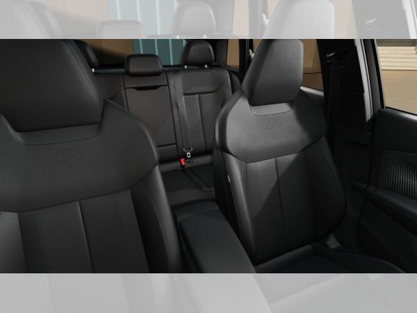 Audi Q3 e-hybrid neues Modell Vorb. AHK Rückfahrkamera