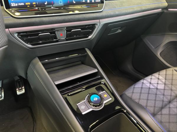 Volkswagen Tiguan R-Line 2,0TSI 195kW 4MOTION DSG BLACK STYLE