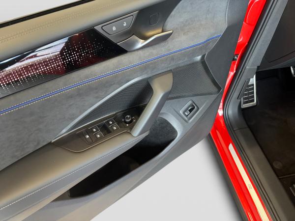 Volkswagen Tiguan R-Line 2,0TSI 195kW 4MOTION DSG BLACK STYLE