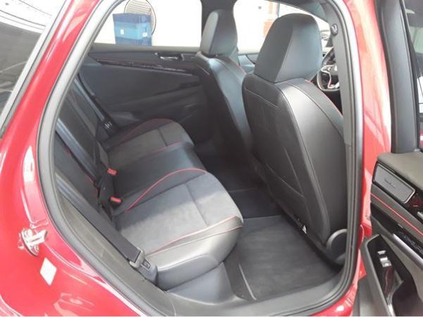 Volkswagen ID.7 GTX 4Mo. - Interieur und Exterieur Plus Paket + PANO / 8-fach Bereift