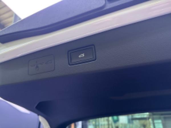 Volkswagen T-Roc R-Line 1.5l eTSI 110 kW (150 PS) DSG*Navi*IQ-Light*Head-up-Display*