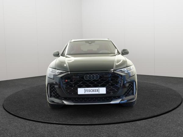 Audi RS Q8 (4MT)
