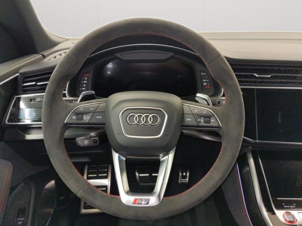 Audi RS Q8 (4MT)