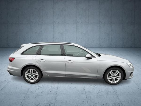 Audi A4 Avant 30 TDI S tr. Stdhzg LED Cam ACC Keyless