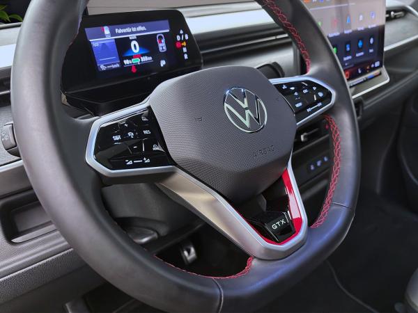 Volkswagen ID.Buzz - GTX 4M - NAVI HARMAN HuD PANO