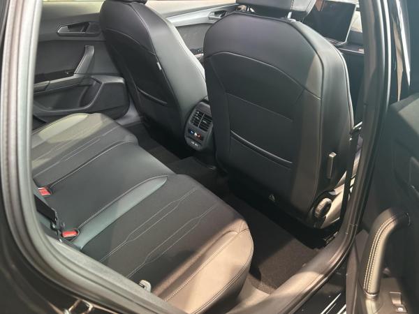 Cupra Formentor 1.5 eTSI AHK Navi Klima Navi Cupra Formentor 1.5 eTSI AHK Navi Klima Navi