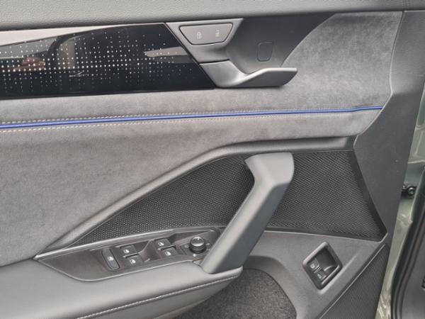 Volkswagen Tayron 1.5 eHybrid DSG R-LINE+AHK+WR+BLACK