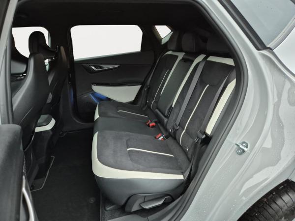 Kia EV6 GT-Line 84 AWD | WP | 20" | DRIVE | SOUND | TECH | Kia EV6 GT-Line 84 AWD | WP | 20" | DRIVE | SOUND | TECH |