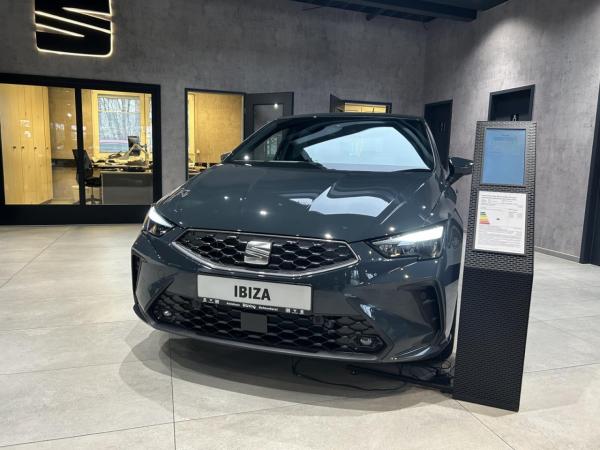 Seat Ibiza 1.0 TSI Style Ganzjahresreifen/ Full Link