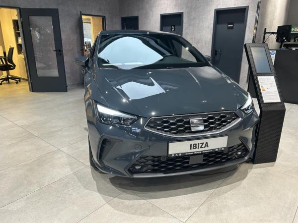 Seat Ibiza 1.0 TSI Style Ganzjahresreifen/ Full Link