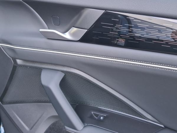 Volkswagen Tayron 1.5 eHybrid Elegance+WR+MATRIX+NAVI