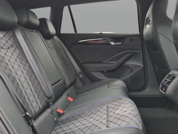 Volkswagen Passat 2.0 TDI DSG R-Line+AHK+WR+BLACKSTYLE+NAVI