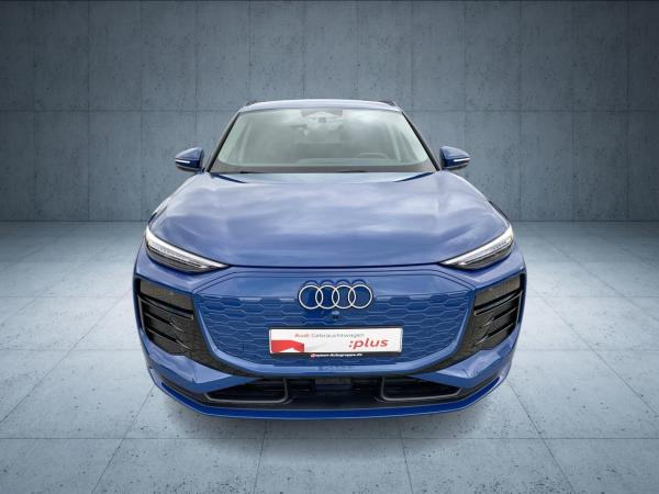 Audi Q6 e-tron Q6 SUV e-tron performance Matrix HUD 21 AHK 360