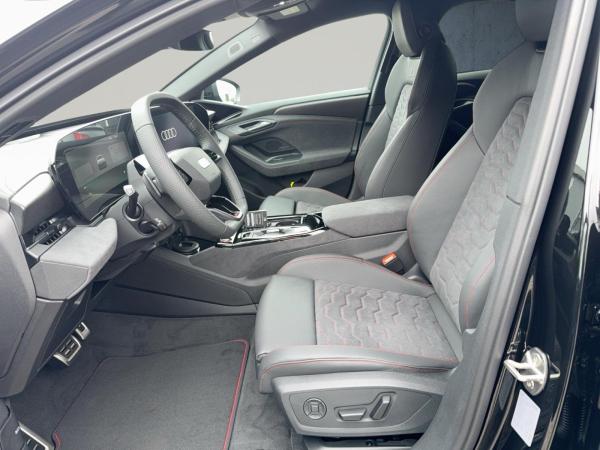 Audi A6 Avant S line business e-tron qu. 21 AHK Matri