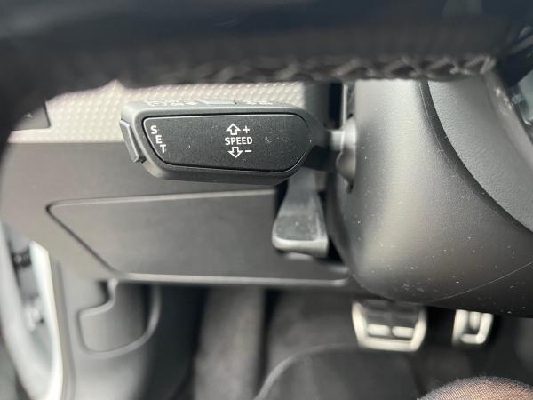 Audi A1 Sportback S line 40 TFSI S tronic KLIMA.PDC.KAMERA.GRA.SOUND.NAVI.18ALU