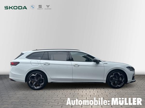 Skoda Superb Combi Sportline 2,0 TDI 142 kW 4x4 7-GangDSG*CANTON*AHK*Standheizung